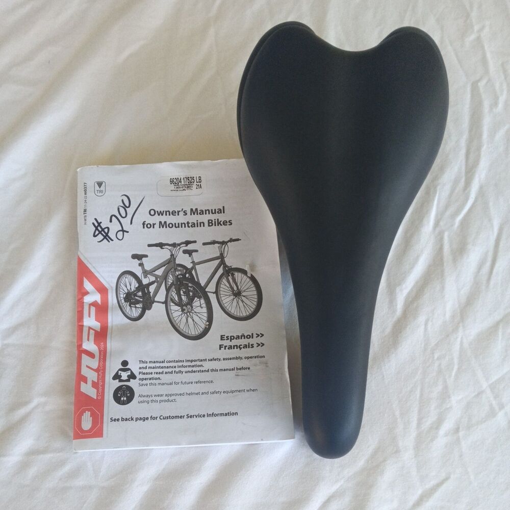 Huffy Mountain Bike Seat Black New with Tag 11"